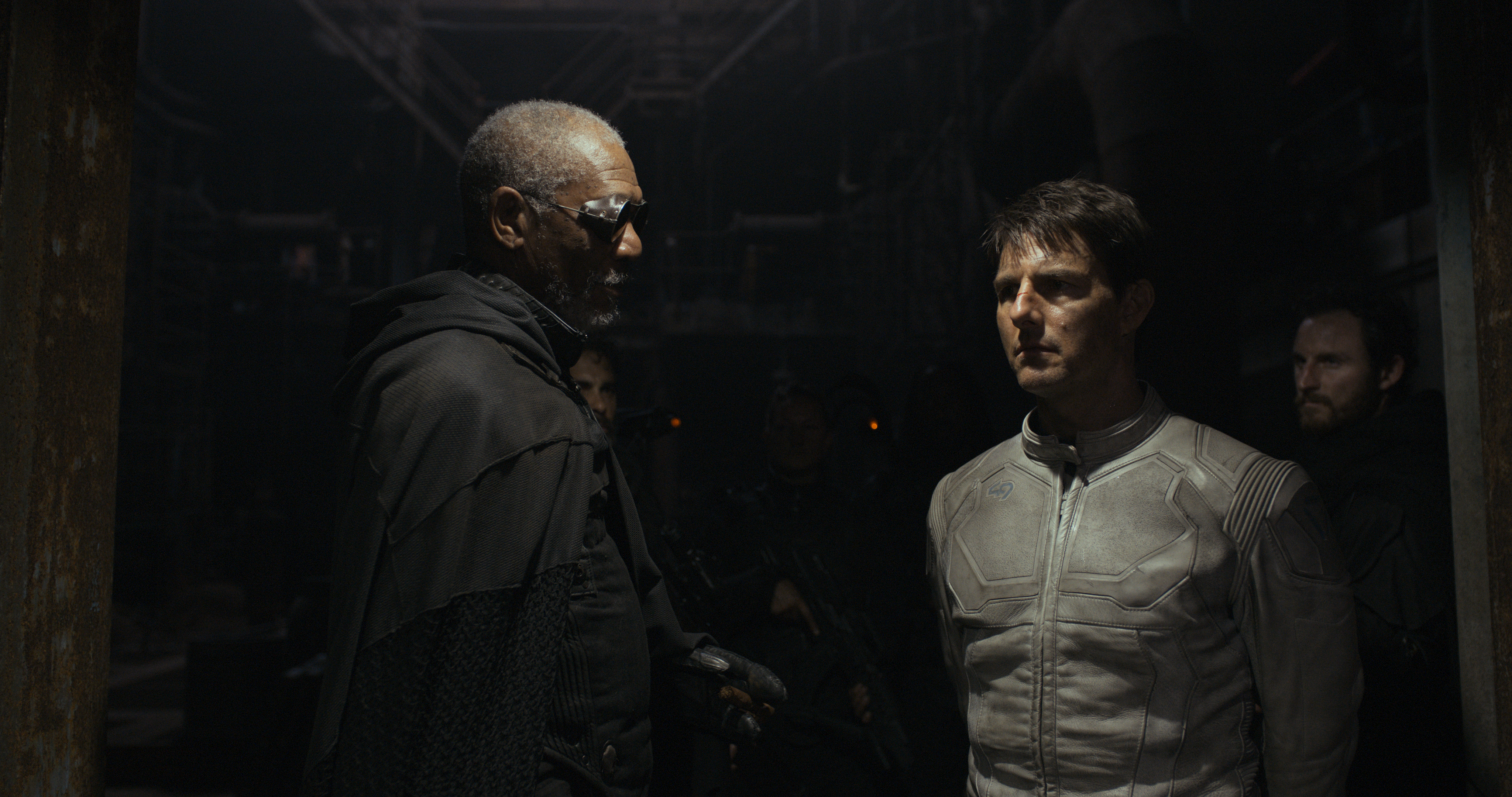 Morgan Freeman and Tom Cruise Star in Oblivion
